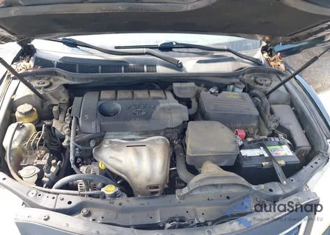 2011 Toyota Camry Xle z USA, uszkodzony, nr VIN 4T1BF3EK7BU153839